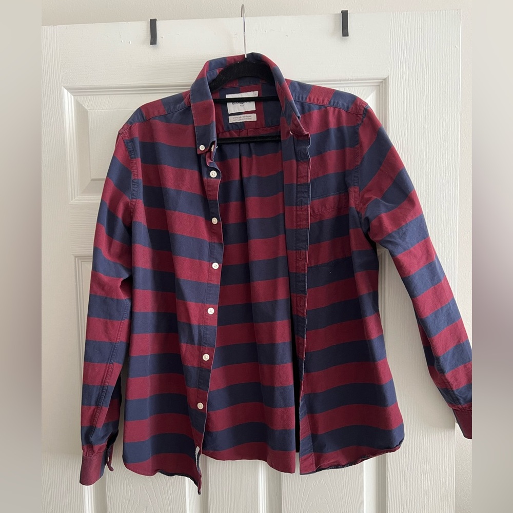 Men’s button down shirt